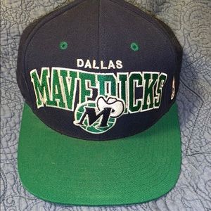 Dallas Mavericks SnapBack